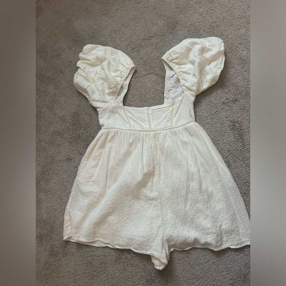 URBAN OUTFITTERS ROMPER!!